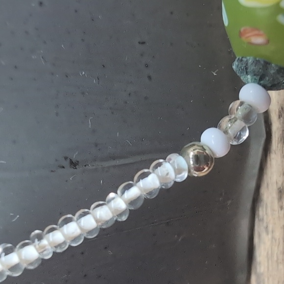 Vintage Hand Painted Glass Bead & Seed Bead Necklace - Picture 3 of 5